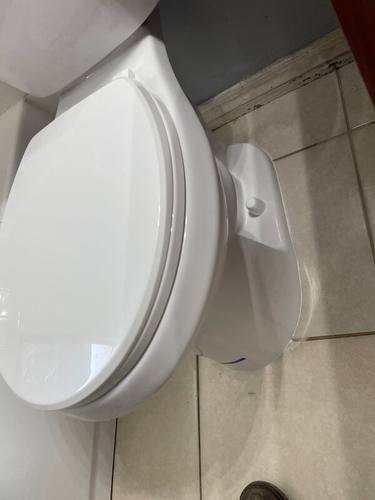 Toilet Replacement in Gibsonton, FL by Bay Pro Plumbing